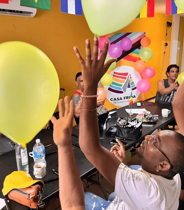 Atención Humanitaria LGBT+: Protección y apoyo integral